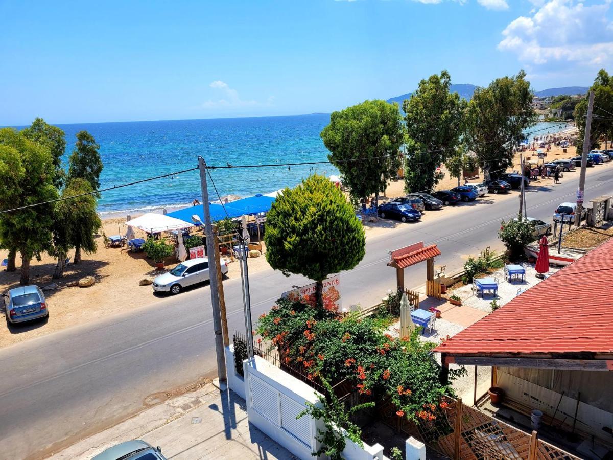 Aphrodite'S Apartments Артемида Екстериор снимка