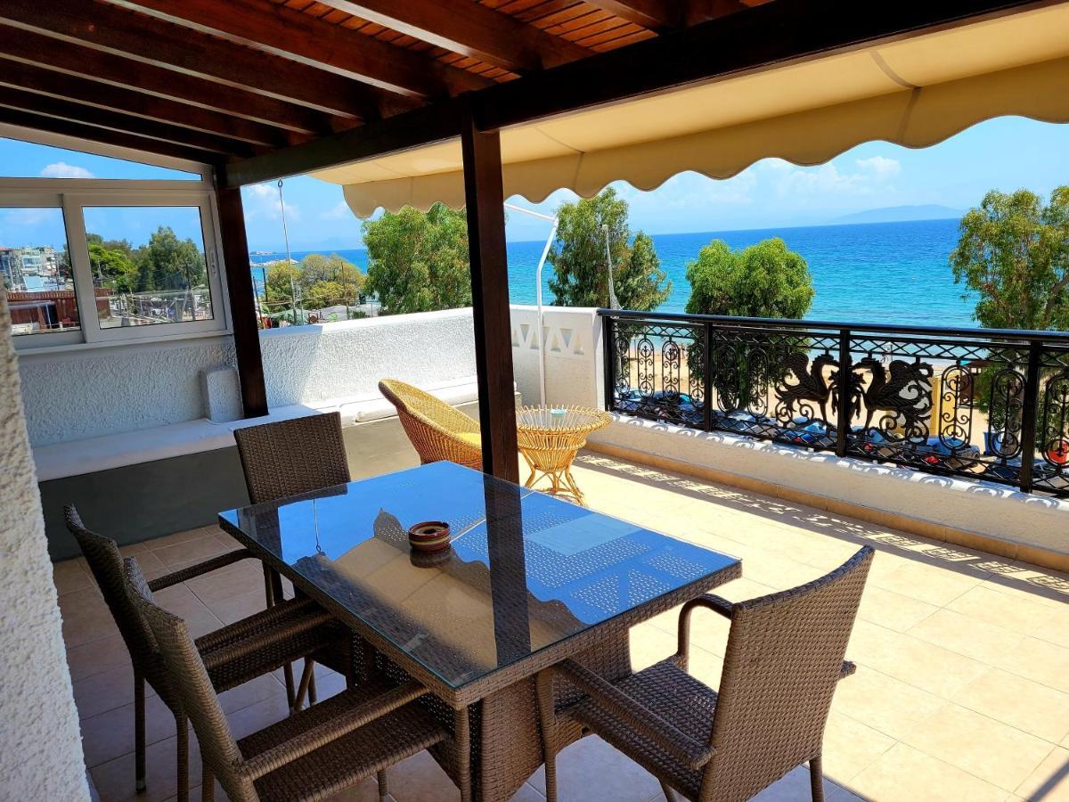 Aphrodite'S Apartments Артемида Екстериор снимка